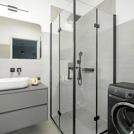 Spacious Apartments With Parking & Balcony In Poznan By Noclegi Renters Екстер'єр фото