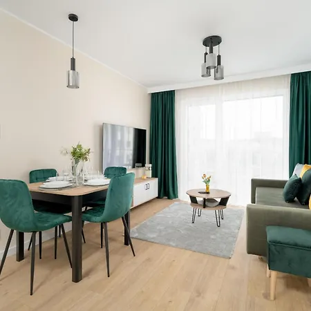 Spacious Apartments With Parking & Balcony In Poznan By Noclegi Renters Екстер'єр фото