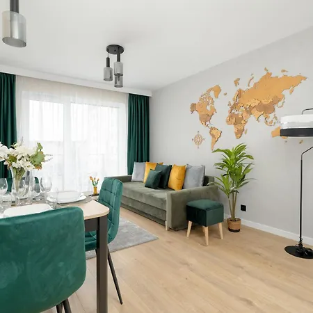 Spacious Apartments With Parking & Balcony In Poznan By Noclegi Renters Екстер'єр фото