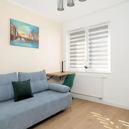 Spacious Apartments With Parking & Balcony In Poznan By Noclegi Renters Екстер'єр фото