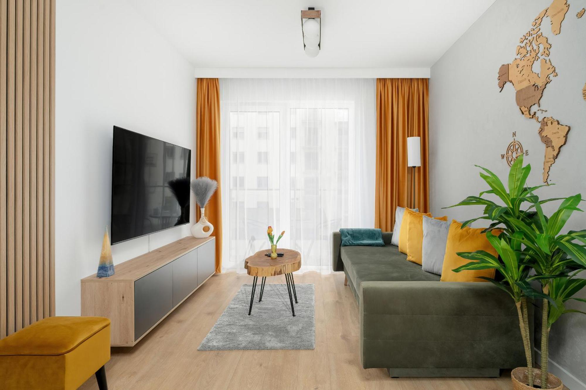Spacious With Parking & Balcony In By Renters